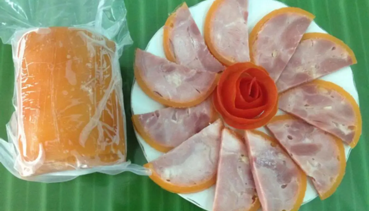 Thương nhớ hương vị đặc sản cố đ&ocirc; ngập tr&agrave;n con phố nem chả tr&eacute; Đ&agrave;o Duy Từ 7