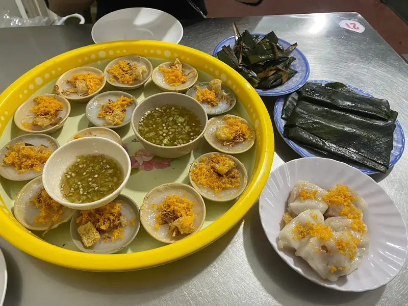 Thưởng thức b&aacute;nh bột lọc Huế: Tinh hoa ẩm thực Cố đ&ocirc; 11