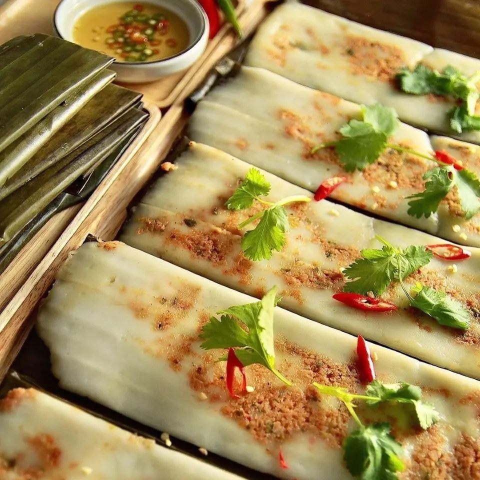 Thưởng thức B&aacute;nh nậm Huế v&agrave; cảm nhận hương vị d&acirc;n d&atilde; cực hấp dẫn 2