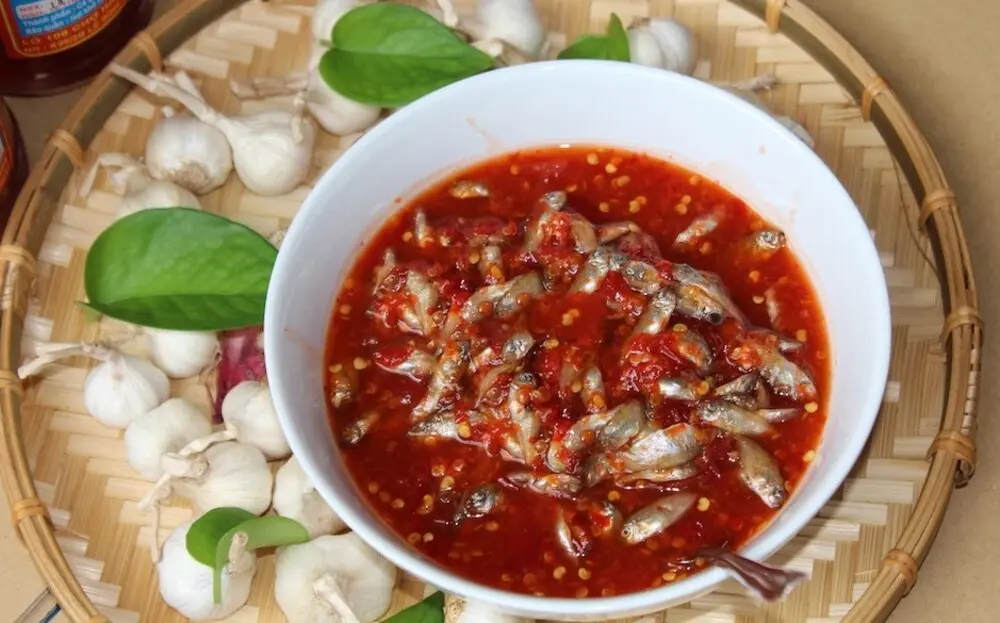 Thưởng thức mắm c&aacute; r&ograve; &ndash; M&oacute;n đặc sản ngon nức tiếng của xứ Huế 6