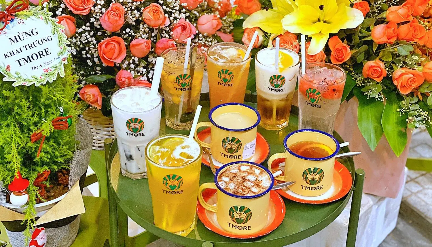 Tiệm tr&agrave; chanh Tmore - Sống ảo triệu like giữa l&ograve;ng th&agrave;nh phố Huế 14