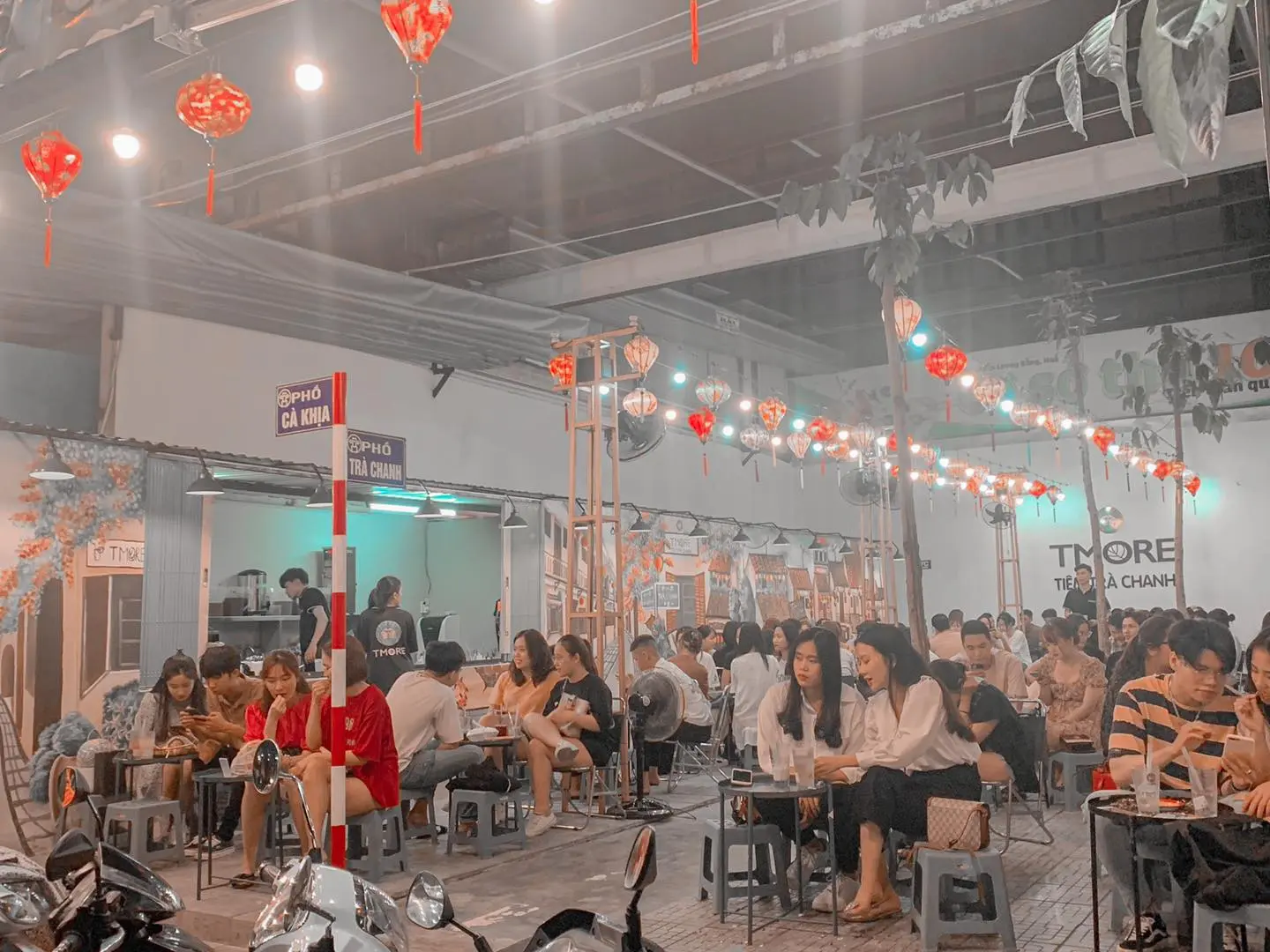 Tiệm tr&agrave; chanh Tmore - Sống ảo triệu like giữa l&ograve;ng th&agrave;nh phố Huế 2