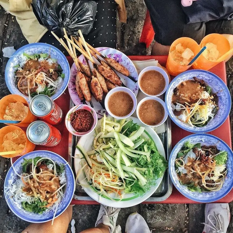 Tinh hoa ẩm thực Huế đem hương vị kể chuyện đất cố đô 2