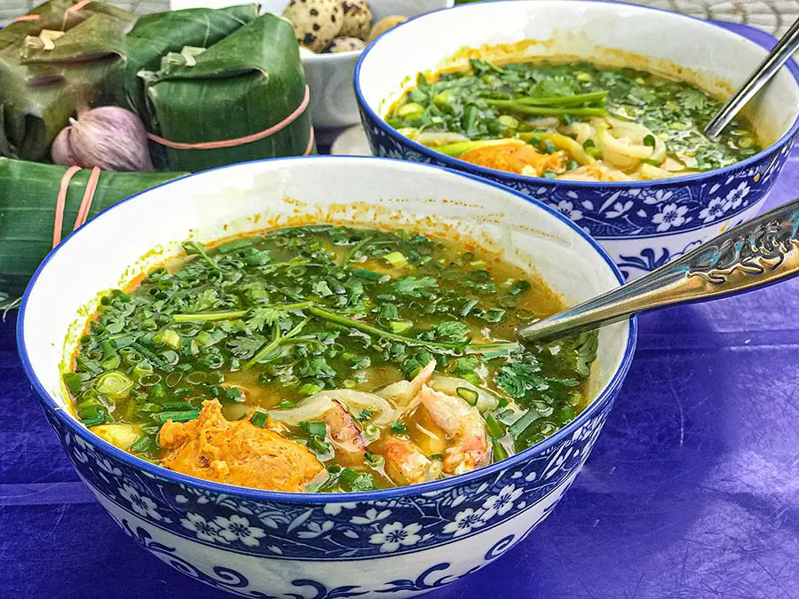 Tổng hợp những m&oacute;n ăn s&aacute;ng Huế d&acirc;n d&atilde; m&agrave; kh&ocirc;ng k&eacute;m phần thơm ngon 4