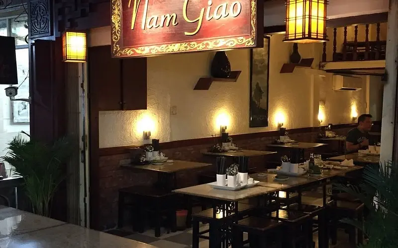 Top 10 nh&agrave; h&agrave;ng m&oacute;n Huế chuẩn vị cố đ&ocirc; giữa l&ograve;ng S&agrave;i G&ograve;n 3
