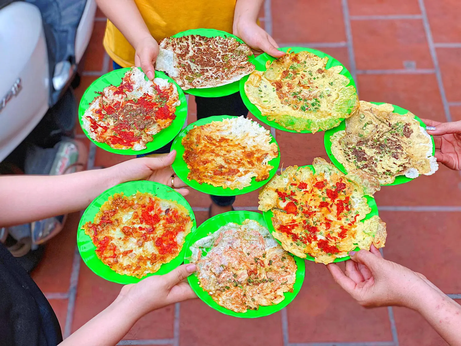 TOP 8 Qu&aacute;n b&aacute;nh &eacute;p ngon ở Huế nổi danh khắp đất Cố đ&ocirc; 6
