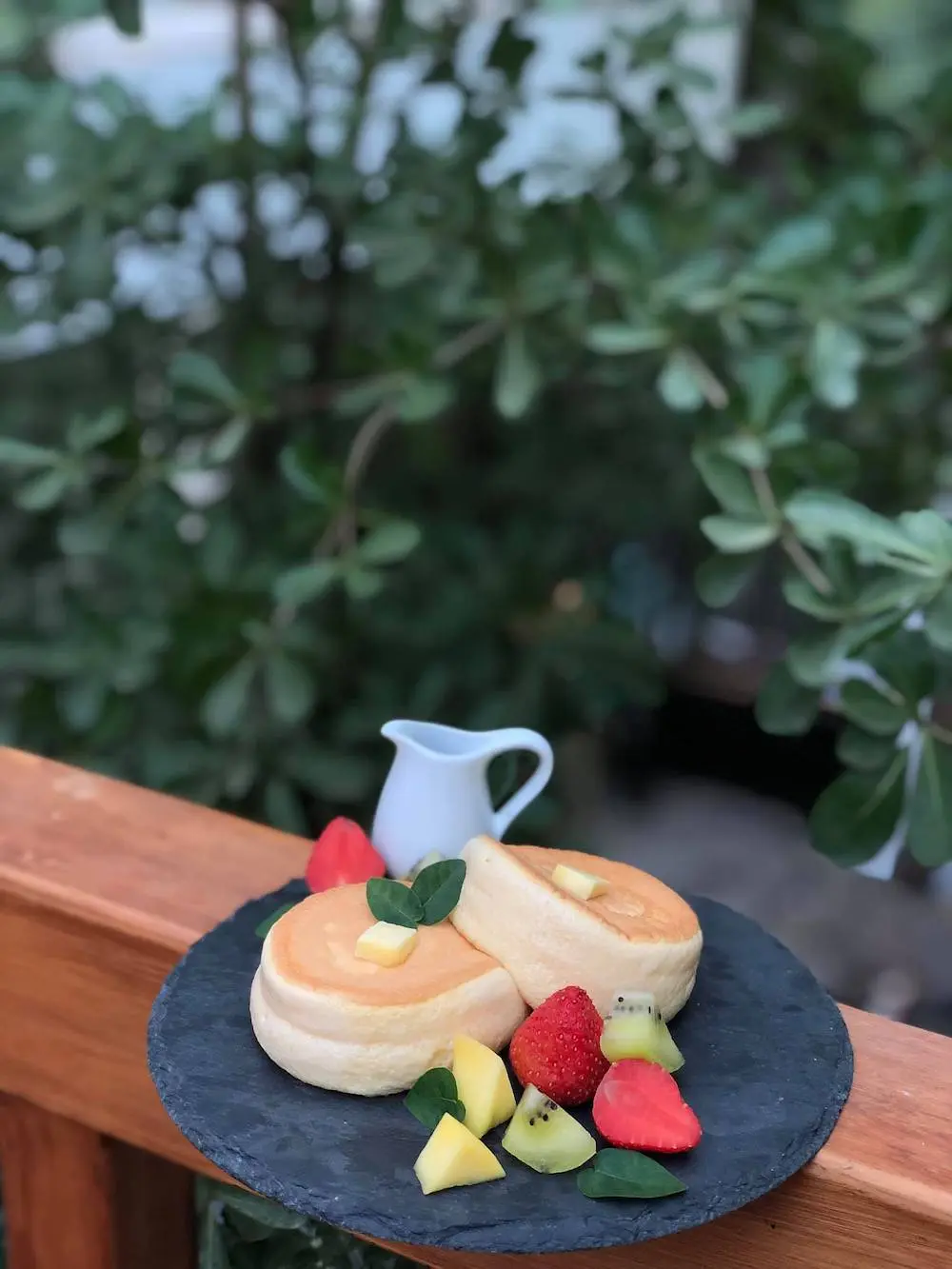 U m&ecirc; kh&ocirc;ng lối tho&aacute;t phong c&aacute;ch Nhật Bản của Midori Sweets 11