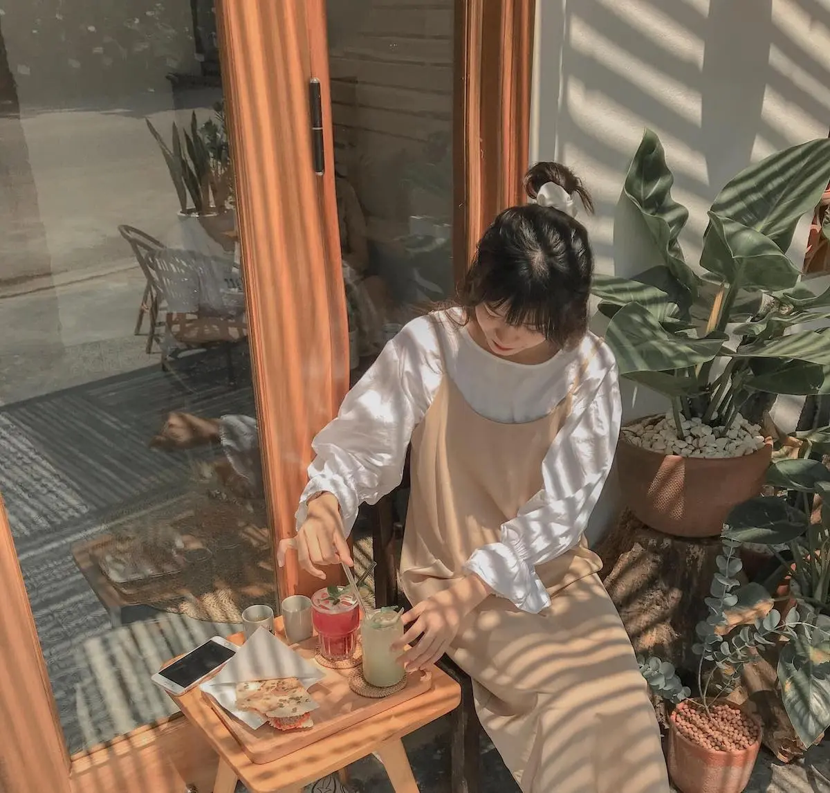 Xinh xỉu địa điểm check-in kh&ocirc;ng g&oacute;c chết - Tiệm nước &eacute;p Nh&agrave; Gạo 11