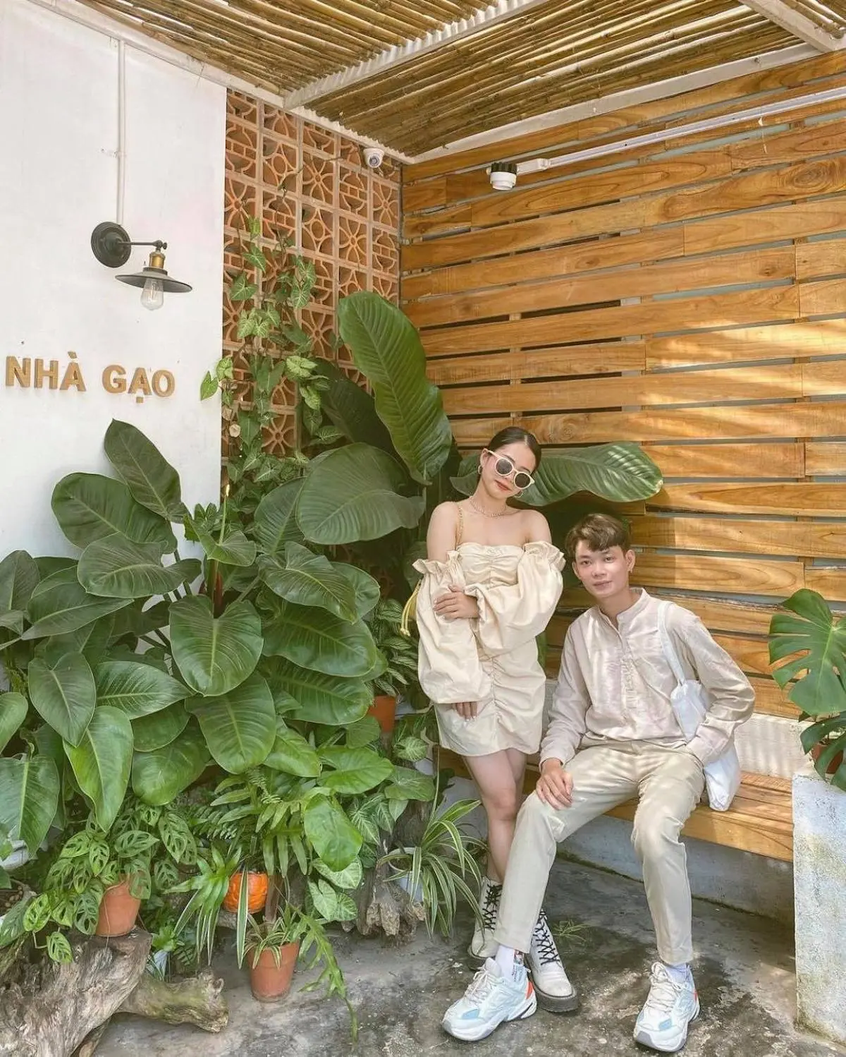 Xinh xỉu địa điểm check-in kh&ocirc;ng g&oacute;c chết - Tiệm nước &eacute;p Nh&agrave; Gạo 18