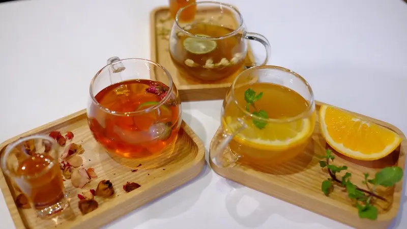 Lago Coffee House - Quán cà phê nhỏ xinh nép mình bên bờ hồ