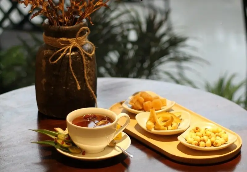 Lotus House - Tiệm cà phê hoa sen trắng tuyệt đẹp tại Huế