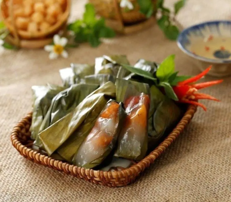 Thưởng thức bánh bột lọc Huế: Tinh hoa ẩm thực Cố đô