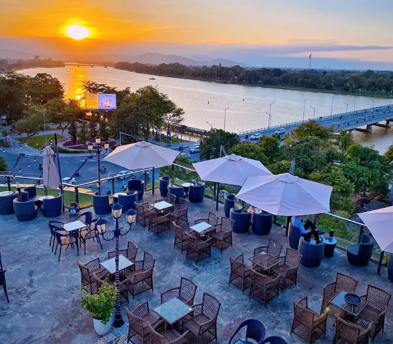 TOP 7 quán cafe đẹp ở Huế view cực mê, sống ảo thỏa thích
