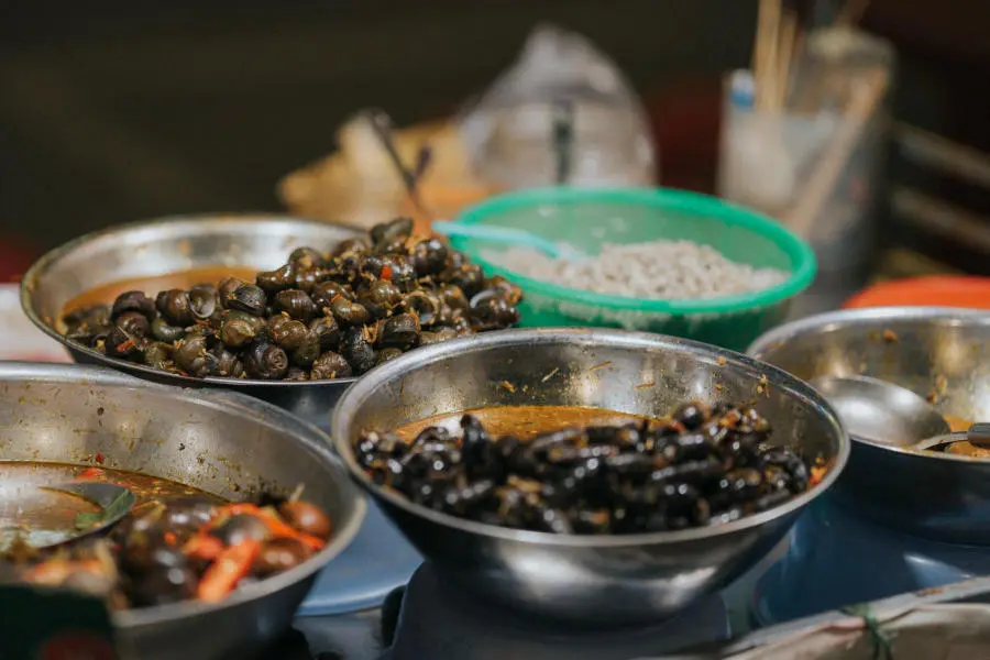 Chợ Đ&ocirc;ng Ba v&agrave; nếp sống nhộn nhịp của Huế khi đ&ecirc;m về 9