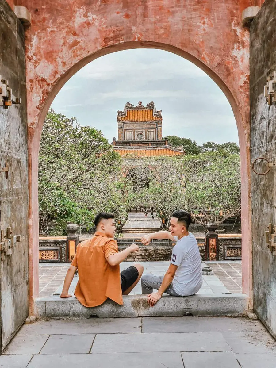 C&ugrave;ng bạn th&acirc;n Kh&aacute;m ph&aacute; Huế v&agrave; đem về bộ ảnh sống ảo triệu view 10