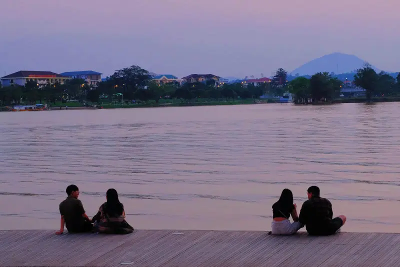 Đắm chìm trong Hoàng hôn ở Huế mỗi buổi chiều tà 4