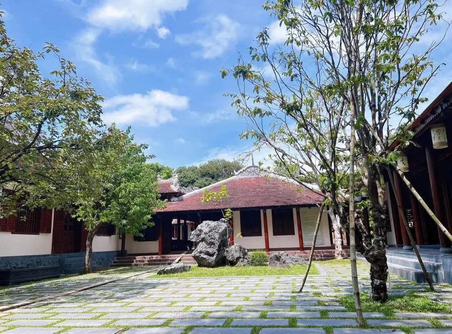 Đến Ch&ugrave;a Từ Hiếu chi&ecirc;m ngưỡng ng&ocirc;i cổ tự độc đ&aacute;o của Cố đ&ocirc; Huế 8