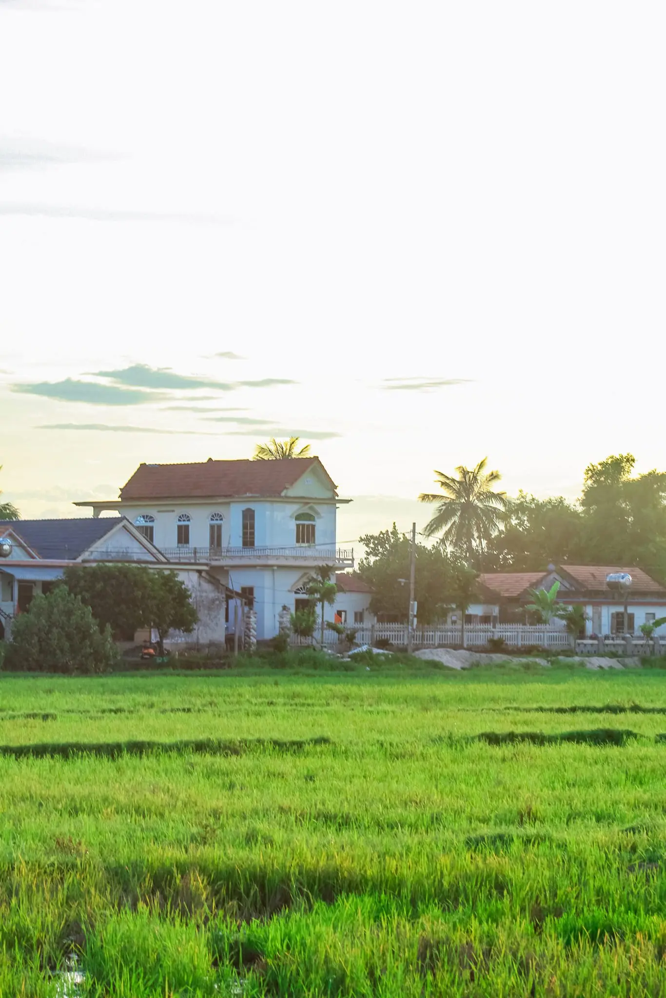 Gh&eacute; Giang Hải kiếm t&igrave;m b&igrave;nh y&ecirc;n nơi xứ Huế mộng mơ 7