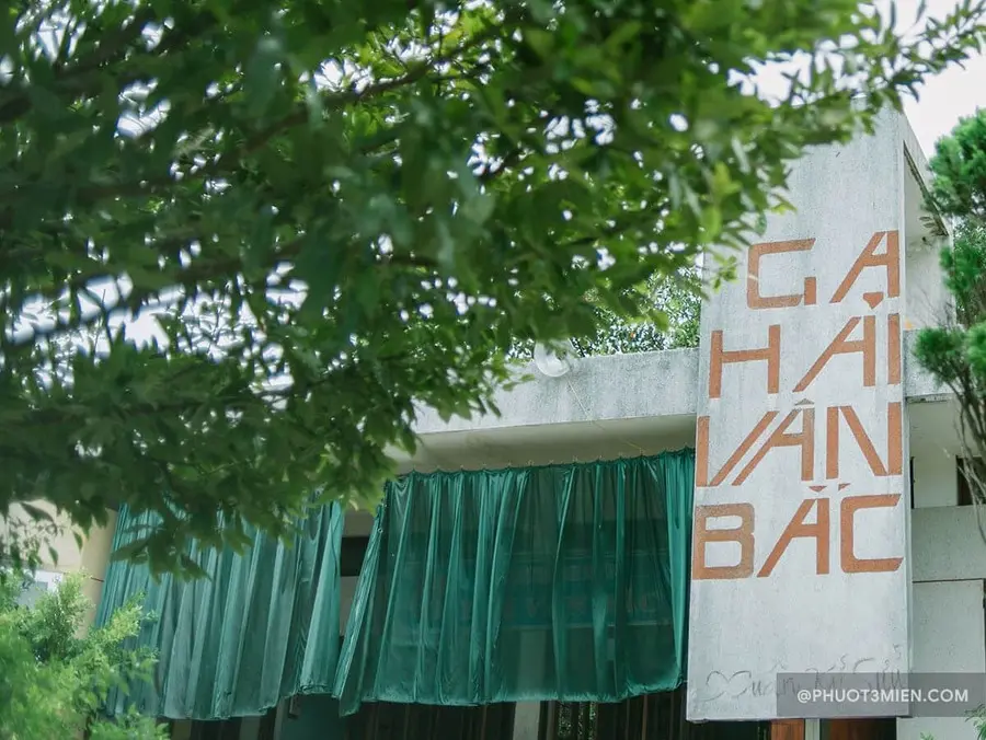 Kh&aacute;m ph&aacute; vẻ đẹp của Đ&egrave;o Hải V&acirc;n trong h&agrave;nh tr&igrave;nh từ Đ&agrave; Nẵng đến Huế 3