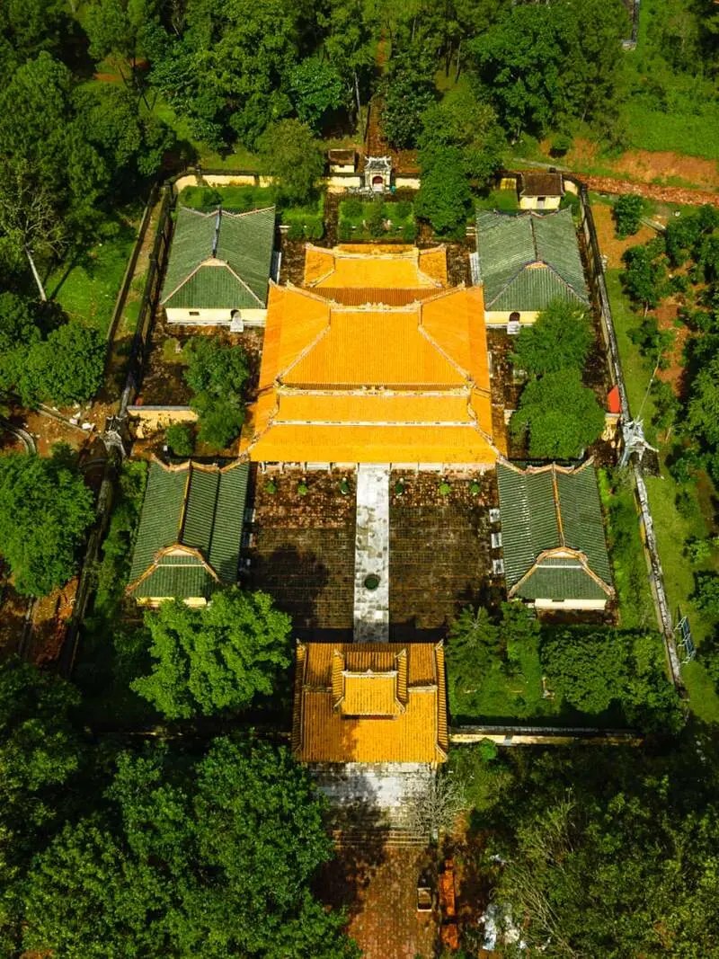 Kinh nghiệm kh&aacute;m ph&aacute; 7 lăng tẩm Huế đầy đủ v&agrave; bổ &iacute;ch nhất 10