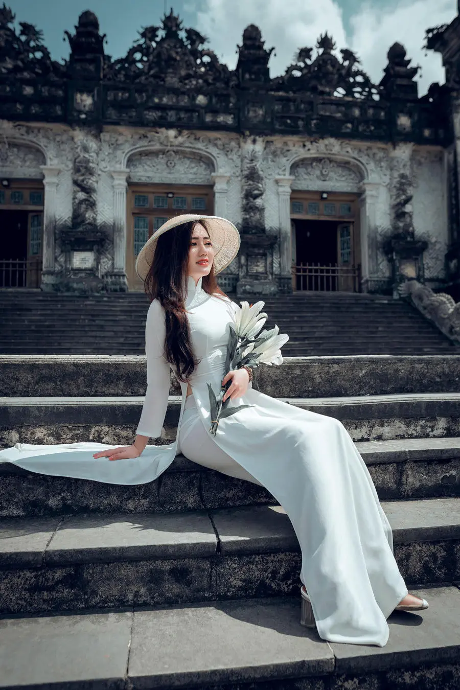 Lăng Khải Định và vẻ đẹp huyền bí xen lẫn nét cổ kính 2