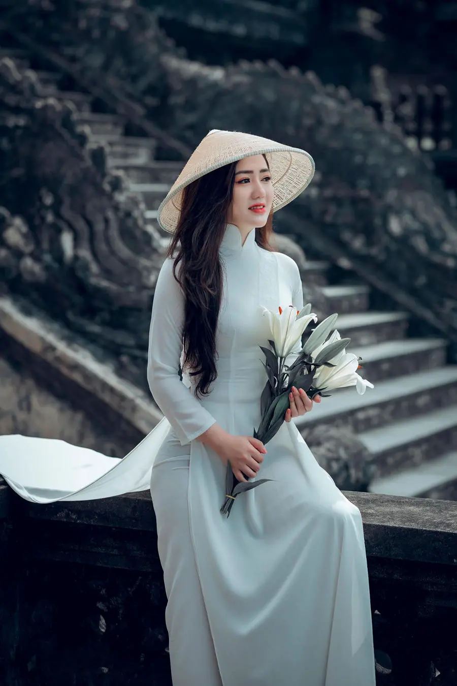 Lăng Khải Định và vẻ đẹp huyền bí xen lẫn nét cổ kính 7