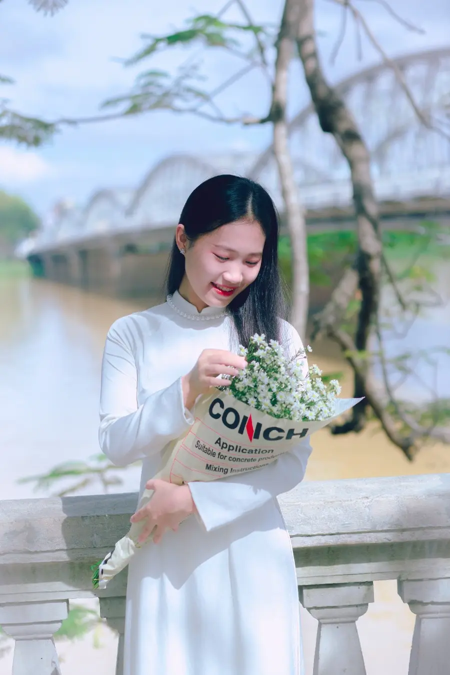 Một sớm b&ecirc;n Cầu Trường Tiền, n&eacute;t đẹp thơ mộng biểu trưng của chốn Thiền Kinh 3