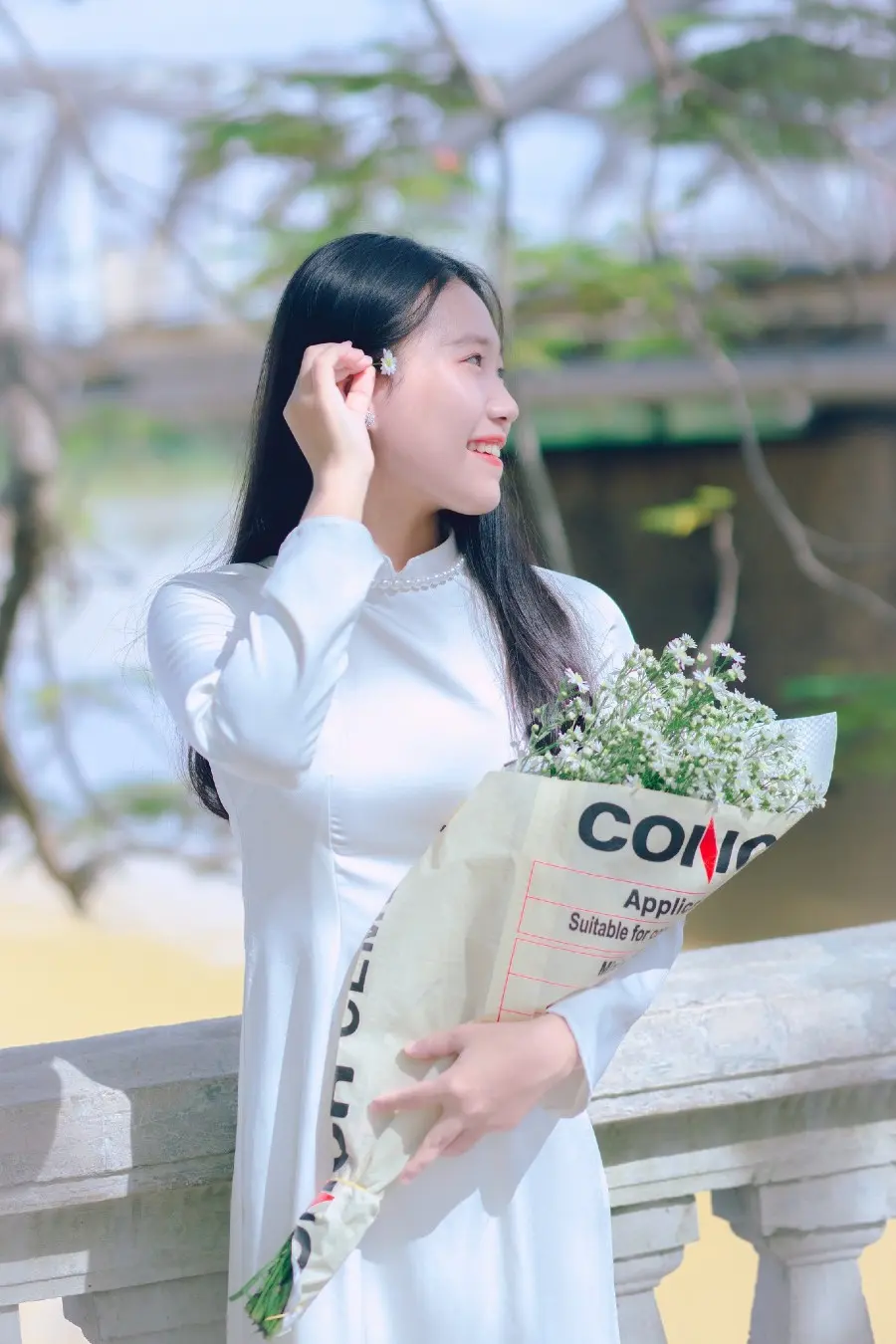 Một sớm b&ecirc;n Cầu Trường Tiền, n&eacute;t đẹp thơ mộng biểu trưng của chốn Thiền Kinh 4