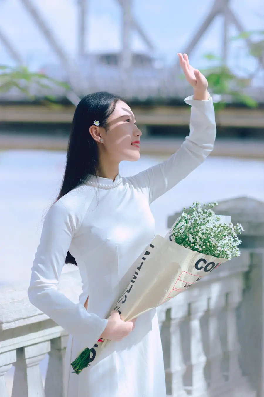 Một sớm b&ecirc;n Cầu Trường Tiền, n&eacute;t đẹp thơ mộng biểu trưng của chốn Thiền Kinh 5