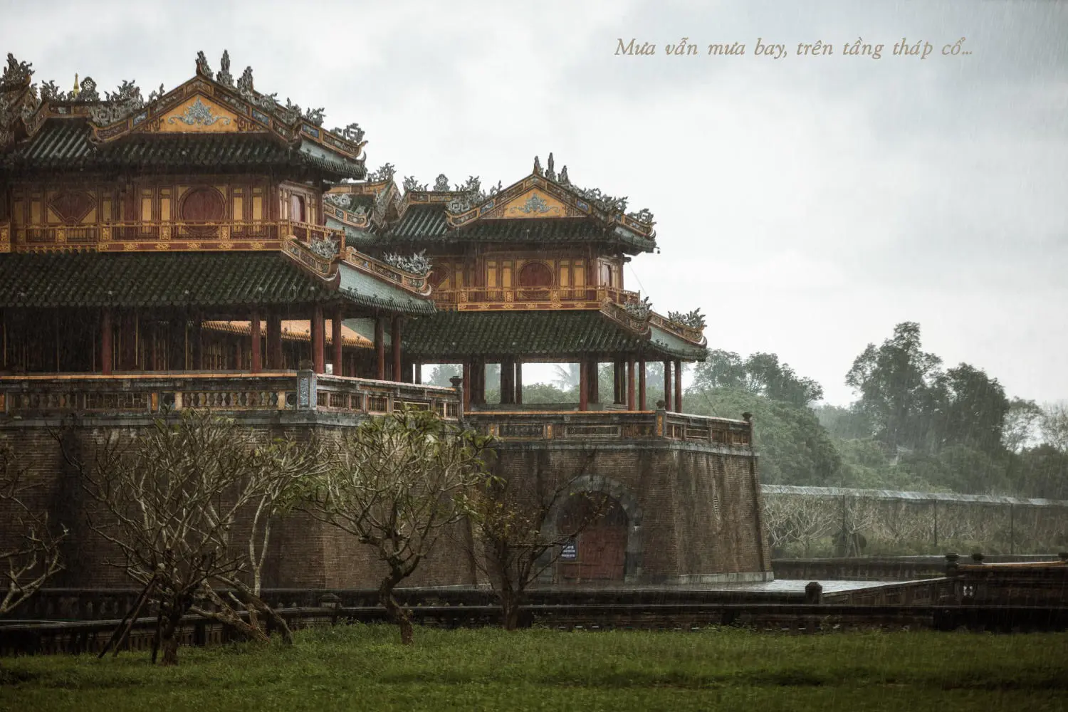Review Huế c&ugrave;ng n&agrave;ng thơ Diễm Xưa qua lăng k&iacute;nh của Vũ Ngọc Thiện 2
