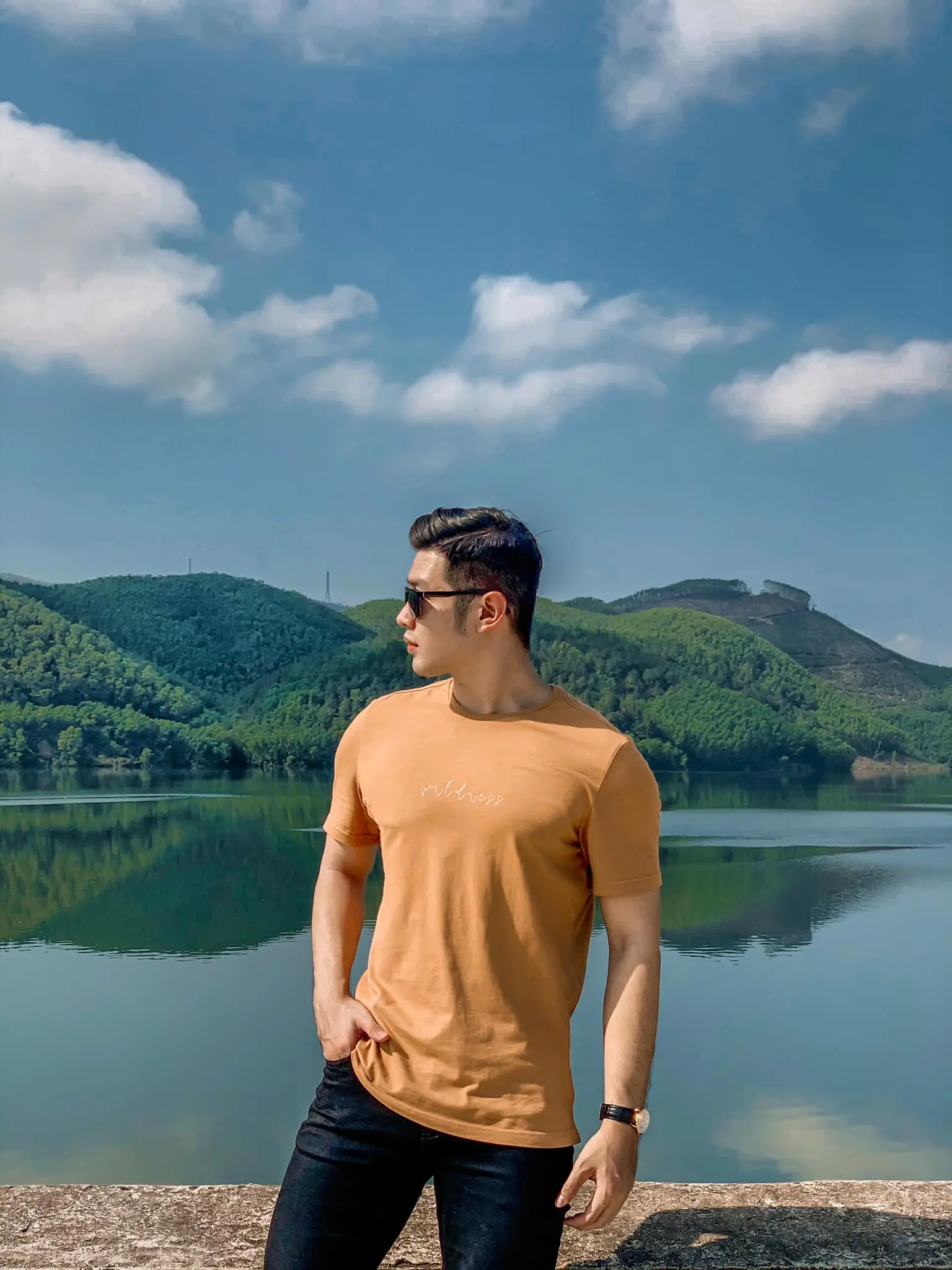 Theo ch&acirc;n hot boy 9X Phương T&ugrave;ng check Hồ Khe Ngang thơ mộng tại Huế 6