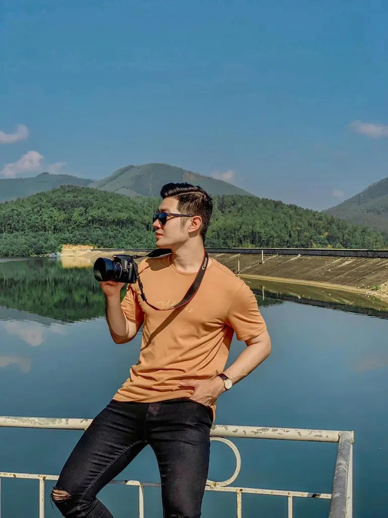 Theo ch&acirc;n hot boy 9X Phương T&ugrave;ng check Hồ Khe Ngang thơ mộng tại Huế 8