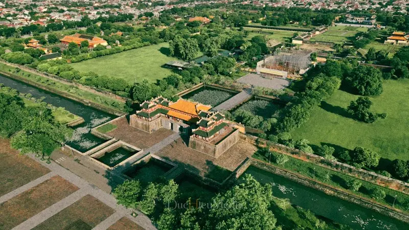 To&agrave;n cảnh Kinh th&agrave;nh Huế, vẻ đẹp ấn tượng của di sản thế giới 5