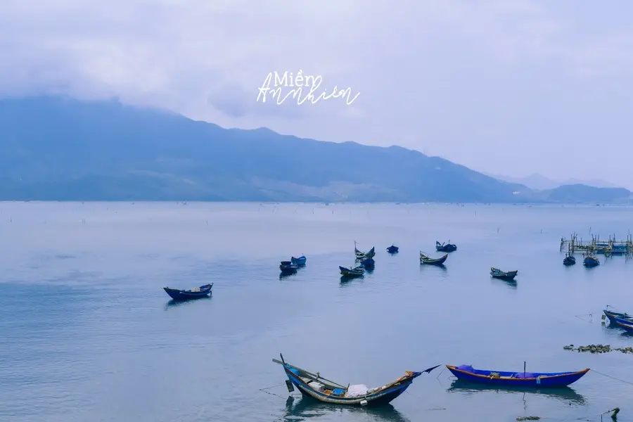Vịnh Lăng C&ocirc;, vẻ đẹp tựa thi&ecirc;n đường của thi&ecirc;n nhi&ecirc;n xứ Huế 6