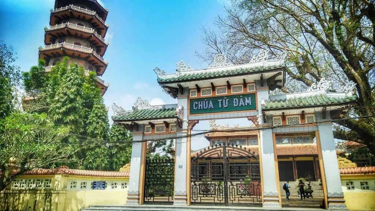Review các chùa ở Huế mà bạn không nên bỏ qua!