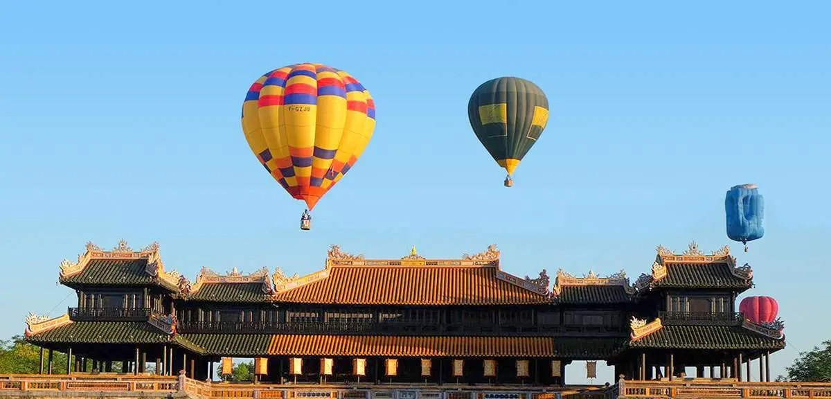 Ấn tượng Lễ hội khinh kh&iacute; cầu Huế rực rỡ sắc m&agrave;u 2