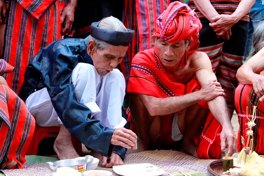Tết cơm mới của người Pa K&ocirc; - Gửi lời tạ ơn thần linh v&igrave; một năm bội thu, sung t&uacute;c đủ đầy 7
