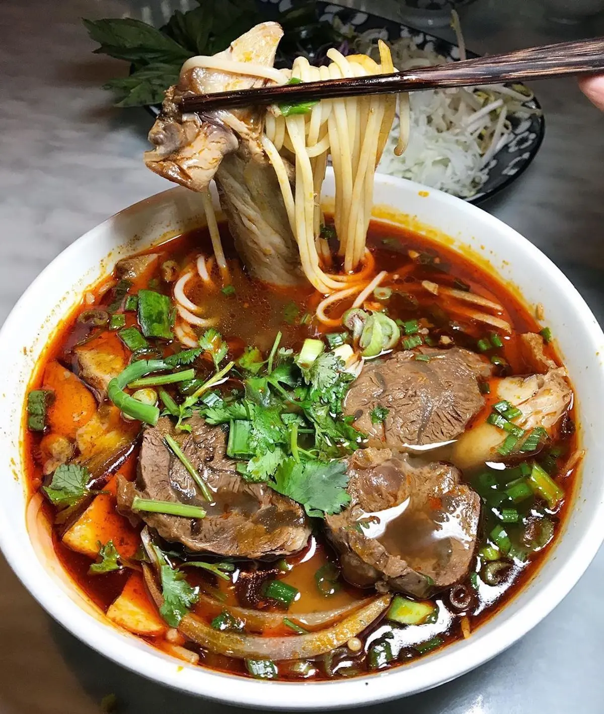Ơn giời được nghỉ ph&eacute;p v&agrave;i ng&agrave;y th&igrave; xem ngay Lịch tr&igrave;nh Huế tự t&uacute;c 3N2Đ của MIA.vn 2