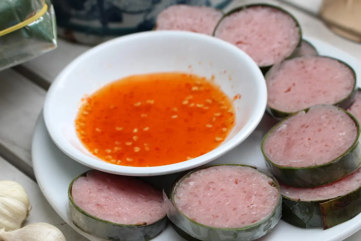 Nem Ninh Hòa - Quên sao đặng hương vị béo bùi của chiếc nem thịt nạc nơi xứ biển miền Trung hiền hòa 5