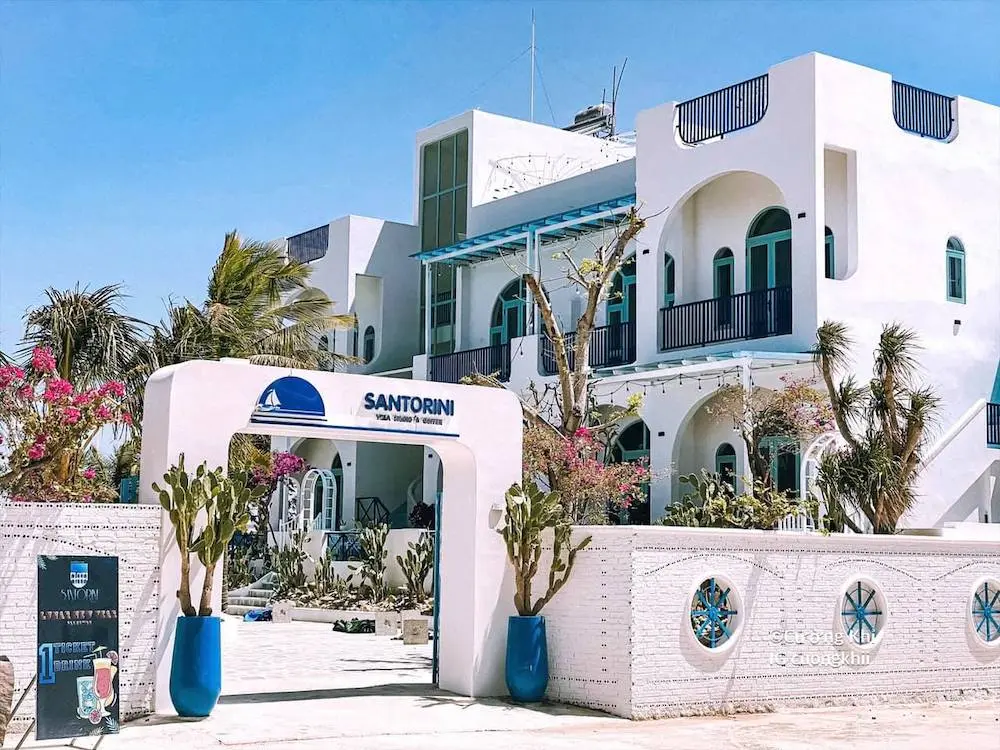 Khám phá chốn Hy Lạp thu nhỏ tại Satorini studio Cafe với anh chàng 9x Cường Quốc Phạm