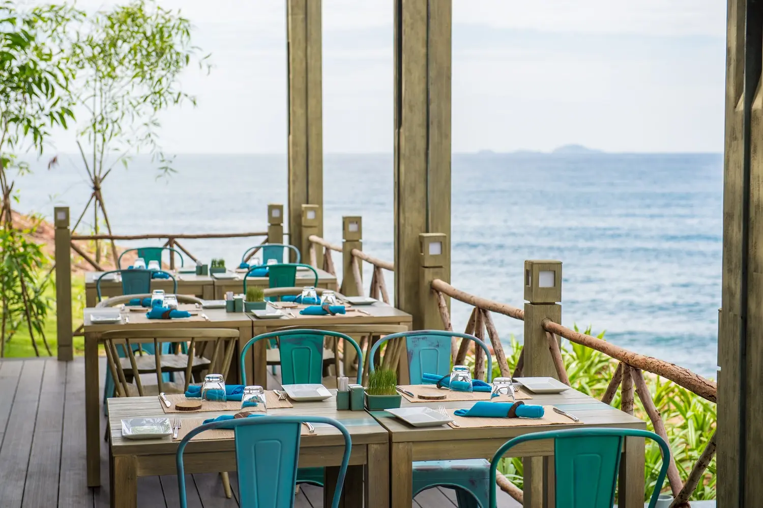 Sandals Restaurant - Mia Resort Nha Trang - Ẩm thực chất lượng quốc tế cùng view nhìn ấn tượng