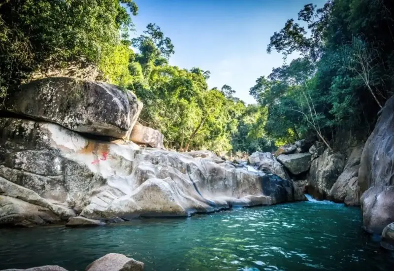 Khu du lịch Ba Hồ: Tuyệt t&igrave;nh cốc phi&ecirc;n bản Nha Trang 8