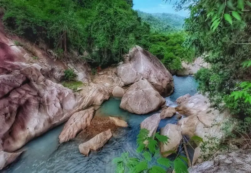 Khu du lịch Ba Hồ: Tuyệt t&igrave;nh cốc phi&ecirc;n bản Nha Trang 7