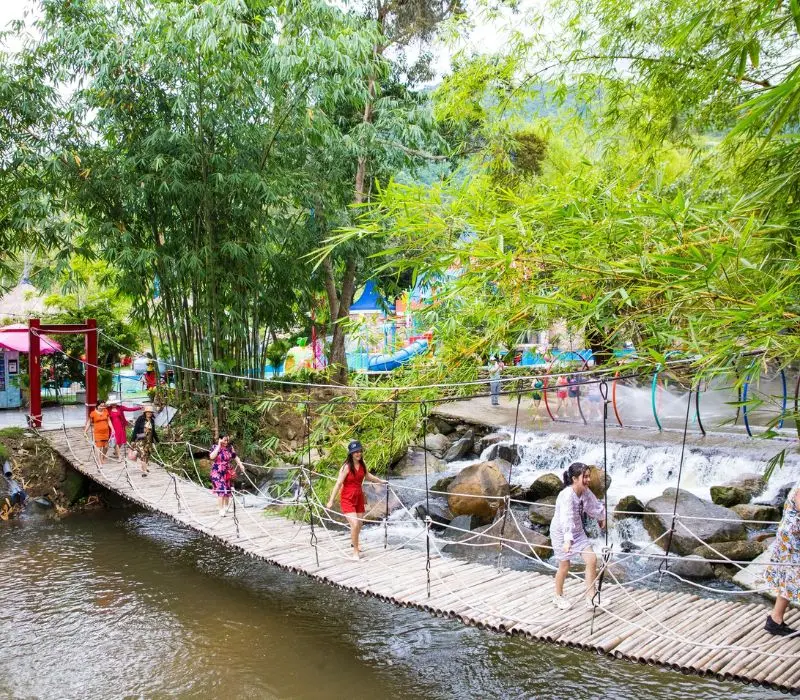 Suối Ti&ecirc;n Di&ecirc;n Kh&aacute;nh, thư gi&atilde;n giữa d&ograve;ng suối m&aacute;t lạnh 9