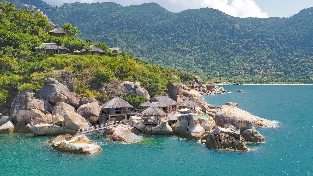Vịnh Ninh V&acirc;n Kh&aacute;nh H&ograve;a: Ngất ng&acirc;y trước vẻ đẹp hoang sơ, l&atilde;ng mạn 3