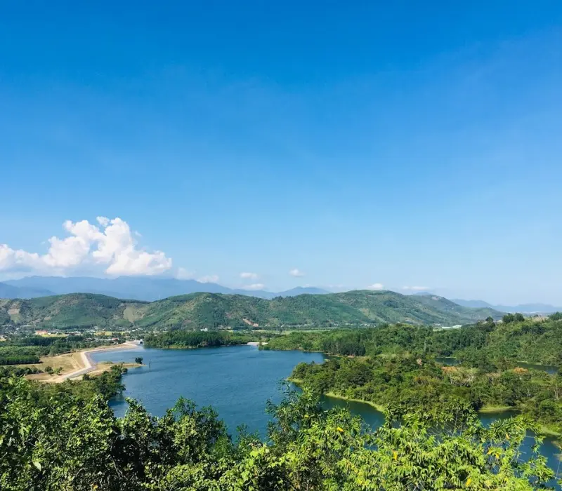 Làng Nhỏ - Hồ Láng Nhớt: Nơi nghỉ dưỡng thư thái lý tưởng