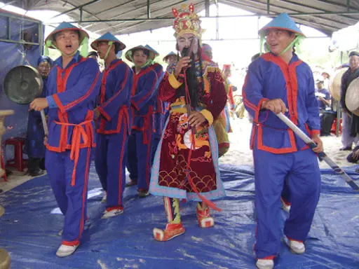 Lễ hội Cầu Ngư - Bản sắc văn h&oacute;a độc đ&aacute;o của v&ugrave;ng đất Kh&aacute;nh H&ograve;a 4