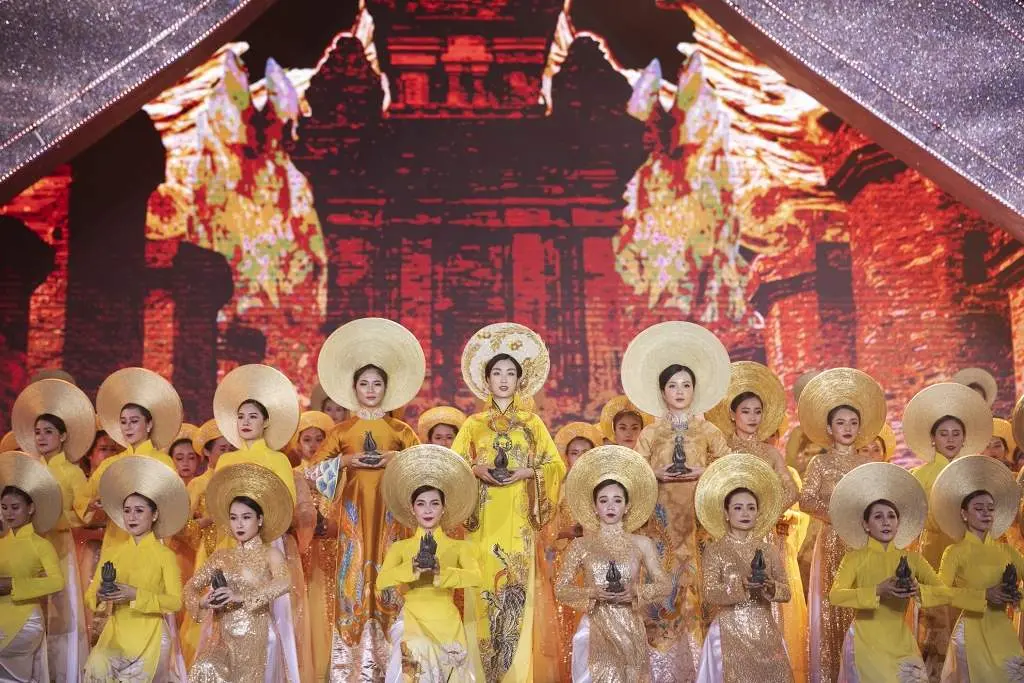Lễ hội Trầm Hương Kh&aacute;nh H&ograve;a - Lời cảm tạ s&acirc;u sắc đến nữ thần Ponagar - B&agrave; Mẹ Xứ Sở 6