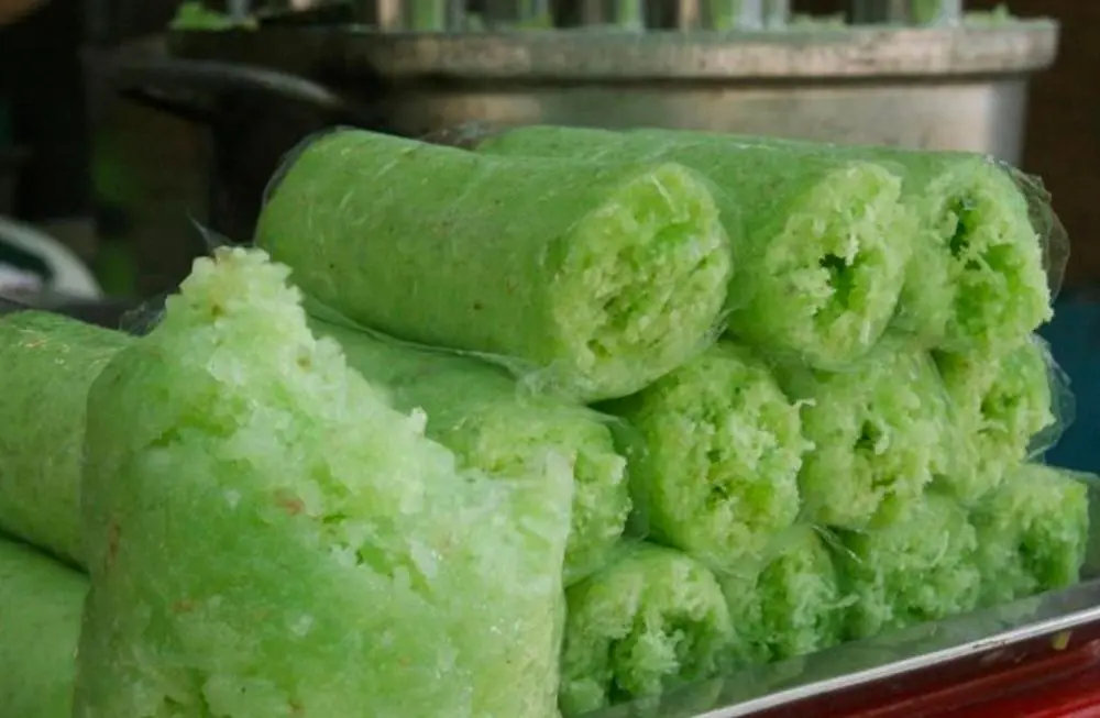 Bánh ống lá dứa, đặc sản Kiên Giang ngon nức tiếng gần xa