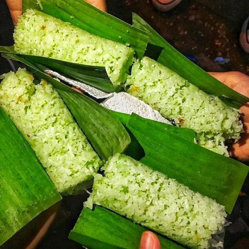 B&aacute;nh ống l&aacute; dứa, đặc sản Ki&ecirc;n Giang ngon nức tiếng gần xa 2
